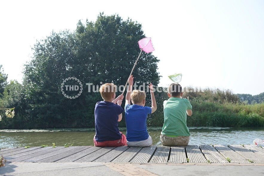 Kies ik vlonderplanken met groeven of geschaafde vlonderplanken?